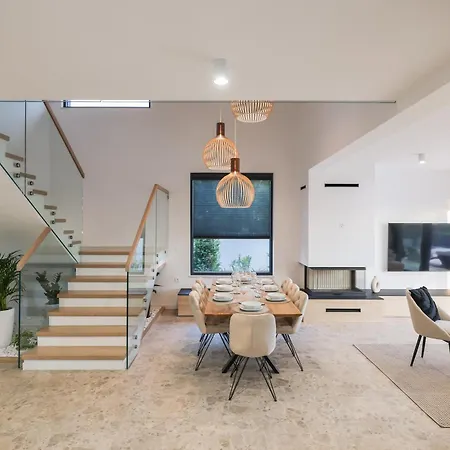 Dekorti Villa *