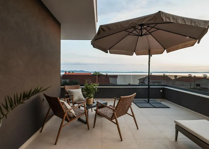 Вилла Dekorti *